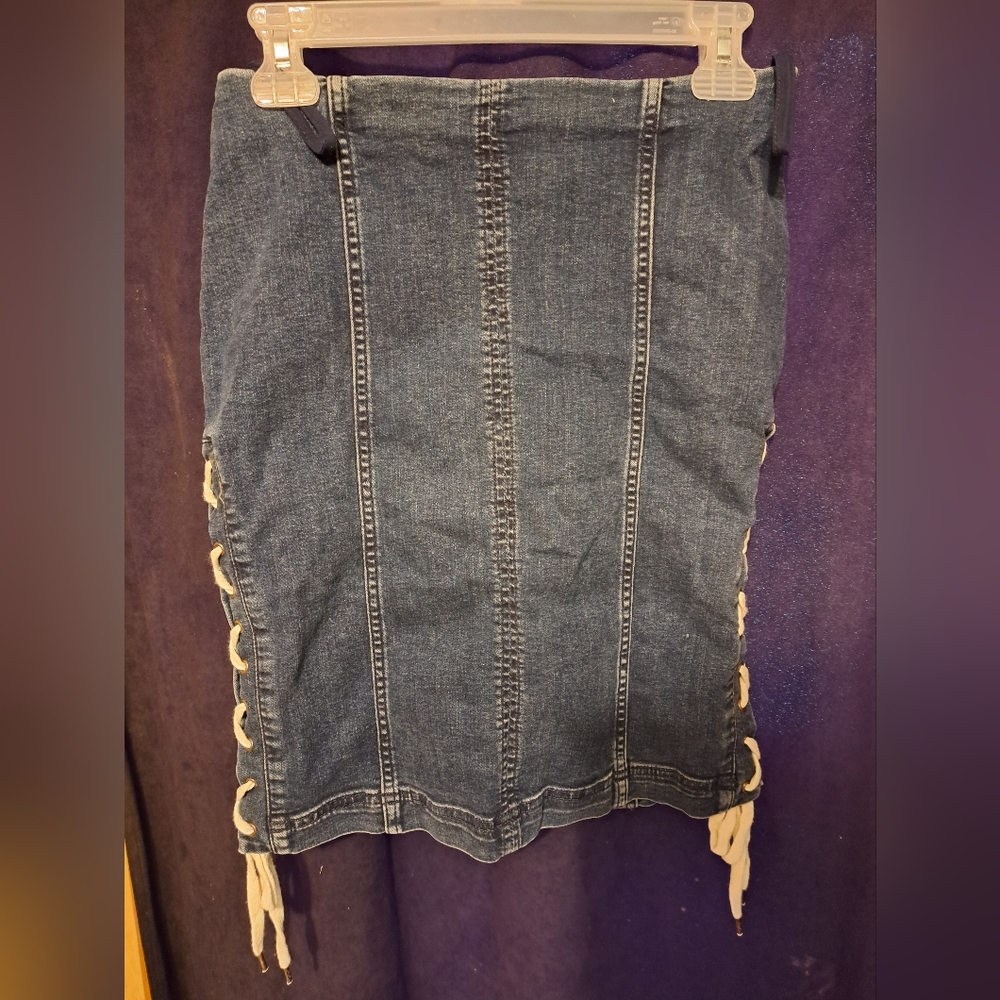 Free people lace up denim skirt size 6